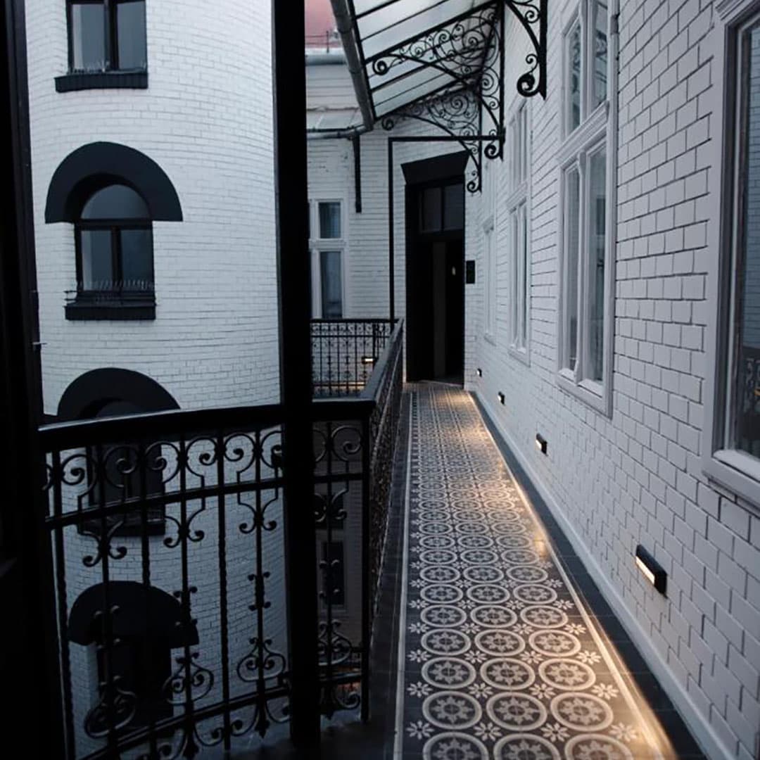 Wohnzimmer, Balkon, Gang